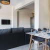 Отель Chloe Apartments by QR booking, фото 3