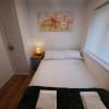 Отель 2 Bed Chalet, St Margaret's at Cliffe, South Coast, фото 12