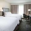 Отель Hampton Inn & Suites Mason City, фото 25