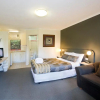 Отель Lorne Coachman Inn, фото 2