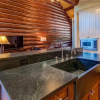 Отель Townhome on the Creek 135, фото 8