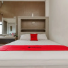 Отель Reddoorz Near Bencoolen Mall Bengkulu, фото 16