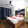 Отель OYO 12527 Hotel Oak Valley, фото 7