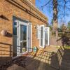 Отель Peaceful and Serene 2BD Flat in Southfields, фото 14