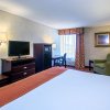 Отель Holiday Inn Express Hotel & Suites Corinth, an IHG Hotel, фото 3