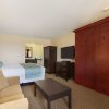 Отель Travelodge by Wyndham Kamloops Mountview, фото 2