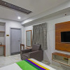 Отель Treebo Abhi Suites, Guntur, фото 5