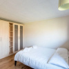 Отель Compton Lodge 5-bedroom house, фото 15