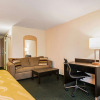Отель Quality Suites Atlanta Airport East, фото 5