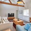Отель Host Stay The Loft, фото 4