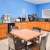 Отель Americas Best Value Inn Clute Lake Jackson, фото 14