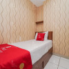 Отель RedLiving Apartemen Mekarwangi Square - Agus 3, фото 5