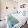 Отель Apartment 2 - 1 Bedroom Sea Front-Sea Views-Free Parking, фото 4