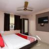 Отель Oyo 28096 Hotel Chanakya Vihar, фото 3