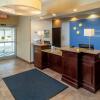 Отель Holiday Inn Express Charleston-Kanawha City, an IHG Hotel, фото 2
