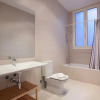 Отель Spacious and Modern Apartment, фото 8