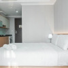 Отель Comfort And Cozy Studio At Menteng Park Apartment, фото 13
