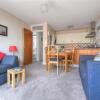 Отель 4 Bay View Court, фото 4