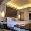 Отель Movenpick Surabaya City в Сурабае