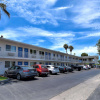 Отель Motel 6 Westminster South - Long Beach, фото 1