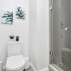 Отель QuickStay Yorkville Condo - Yonge & Bloor, фото 10
