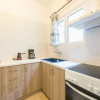 Отель Topfloor Central Apt With Urban Views, фото 8