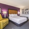 Отель La Quinta Inn & Suites by Wyndham Phoenix Scottsdale, фото 5