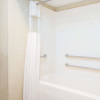 Отель Candlewood Suites Wichita Northwest, an IHG Hotel, фото 4