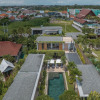 Отель Villa Vida Mira - Elegant 4BR Beachside Villa in Canggu, фото 28