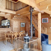Отель Chalet chaleureux - 9 personnes - 3km des pistes - proche Morzine - Iaorana, фото 10