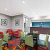 Отель Days Inn by Wyndham Ennis, фото 1