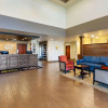 Отель Comfort Suites Near Denver Downtown, фото 2