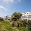 Отель Bright Modern Selsey Seafront Home, фото 1