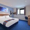 Отель Travelodge Gloucester, фото 3