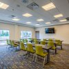 Отель Holiday Inn Express & Suites Reedsville - State Coll Area, an IHG Hotel, фото 9