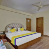 Отель Itsy By Treebo - Chichoga Holiday Inn With River View, фото 12