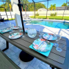 Отель Blue Door Retreat - Luxury Pool Home - sleeps 8, фото 14