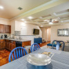 Отель San Antonio Townhome ~ 2 Mi to Aquarium!, фото 11