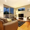 Отель Essendon Sub-Penthouse on Napier, фото 7