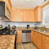 Отель AMAZING Beach Escape-3 BD/2 BA-Bikes-BBQ-Umbrellas, фото 13
