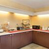Отель Red Roof Inn Knoxville North - Merchants Drive, фото 27
