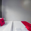Отель Reddoorz Plus Near Maimun Palace 2 Medan, фото 20
