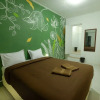 Отель Snooze Hostel Malang, фото 13