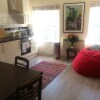 Отель Modern 1 Bedroom Apartment in Holloway в Лондоне