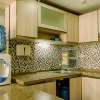 Отель Simply and Cozy Pool View 2BR at Great Western Apartment, фото 6