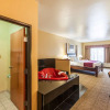 Отель Comfort Suites, фото 6