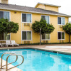 Отель Quality Inn near Six Flags Discovery Kingdom - Napa Valley, фото 20