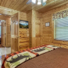 Отель Ern850 - Simply The Best - Great Location - Close To All The Action! 4 Bedroom Cabin by RedAwning, фото 16