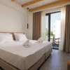 Отель Soho SeaFront Suites, фото 5
