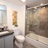 Отель LA Luxury Suites Free Parking 2BD2BA, фото 10